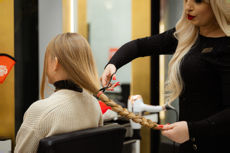 Haare spenden für Krebskranke – so geht das in Bremen